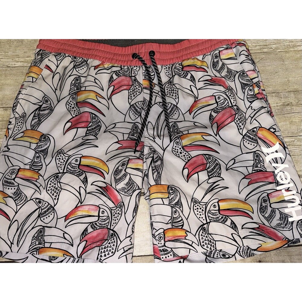 LAKE, BEACH OR RIVER- Mens Hurley Toucan Swim Shorts With Mesh Liner Size Lg